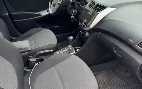 Hyundai Solaris II рестайлинг, 2013 год, 620 000 рублей, 7 фотография