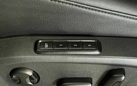 Volkswagen Tiguan II, 2017 год, 2 650 000 рублей, 19 фотография