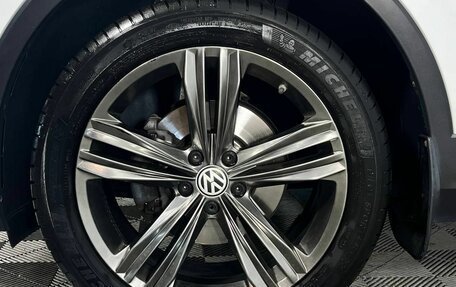 Volkswagen Tiguan II, 2017 год, 2 650 000 рублей, 23 фотография