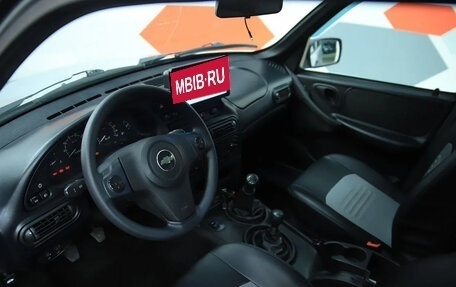 Chevrolet Niva I рестайлинг, 2019 год, 820 000 рублей, 10 фотография