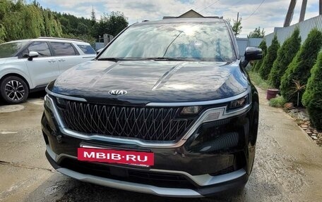 KIA Carnival, 2021 год, 3 693 000 рублей, 2 фотография