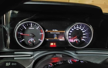 KIA Carnival, 2021 год, 3 693 000 рублей, 12 фотография