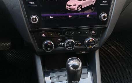 Skoda Octavia, 2020 год, 2 300 000 рублей, 3 фотография