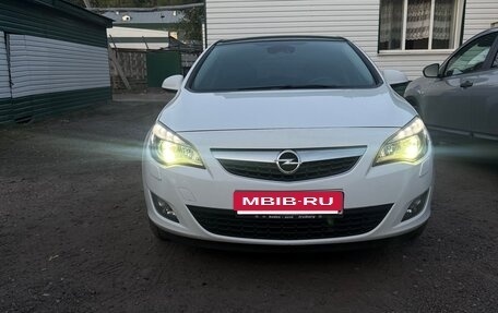 Opel Astra J, 2010 год, 830 000 рублей, 20 фотография