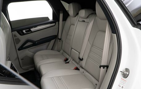 Porsche Cayenne III, 2023 год, 11 238 700 рублей, 9 фотография