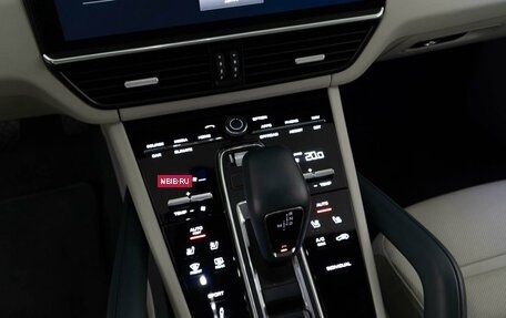 Porsche Cayenne III, 2023 год, 11 238 700 рублей, 17 фотография