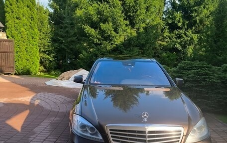 Mercedes-Benz S-Класс, 2010 год, 5 000 000 рублей, 2 фотография