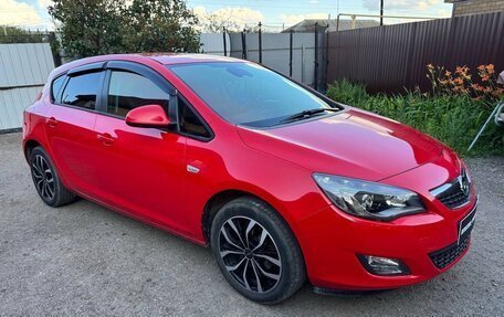 Opel Astra J, 2012 год, 1 000 000 рублей, 2 фотография