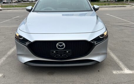 Mazda 3, 2020 год, 1 679 000 рублей, 2 фотография
