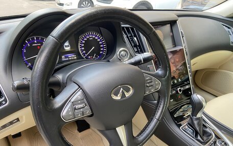 Infiniti Q50 I рестайлинг, 2015 год, 1 650 000 рублей, 19 фотография
