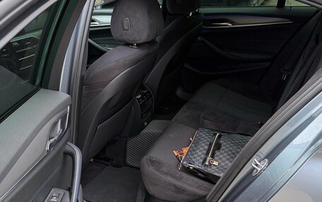 BMW 5 серия, 2017 год, 2 400 000 рублей, 9 фотография