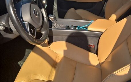 Volvo V60 Cross Country II, 2019 год, 2 950 000 рублей, 12 фотография