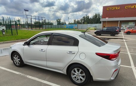 KIA Rio IV, 2017 год, 1 370 000 рублей, 3 фотография