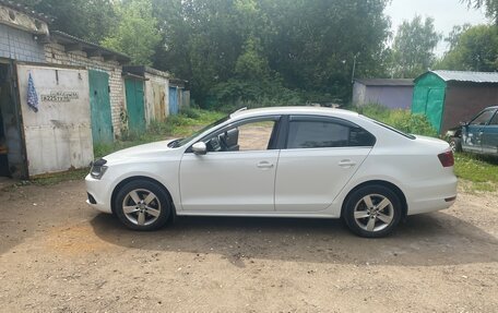 Volkswagen Jetta VI, 2011 год, 985 000 рублей, 7 фотография