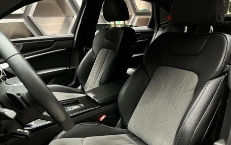 Audi A6, 2024 год, 6 200 000 рублей, 17 фотография