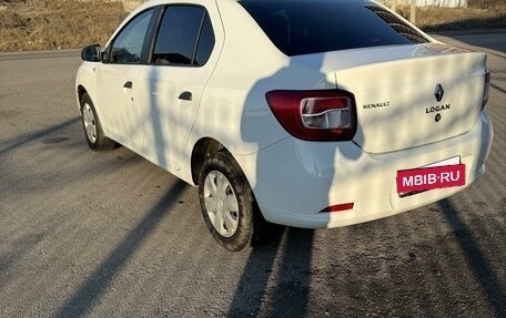 Renault Logan II, 2017 год, 630 000 рублей, 6 фотография