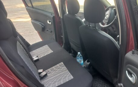 Renault Sandero I, 2012 год, 720 000 рублей, 8 фотография