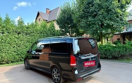 Mercedes-Benz V-Класс, 2021 год, 7 800 000 рублей, 3 фотография