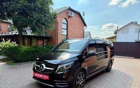 Mercedes-Benz V-Класс, 2021 год, 7 800 000 рублей, 2 фотография