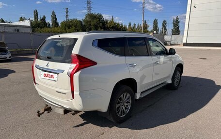 Mitsubishi Pajero Sport III рестайлинг, 2017 год, 2 295 000 рублей, 3 фотография