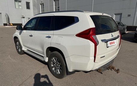 Mitsubishi Pajero Sport III рестайлинг, 2017 год, 2 295 000 рублей, 2 фотография
