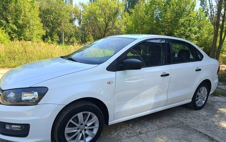 Volkswagen Polo VI (EU Market), 2018 год, 855 000 рублей, 3 фотография