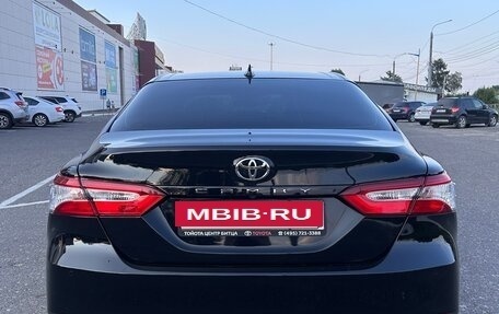 Toyota Camry, 2020 год, 3 050 000 рублей, 2 фотография