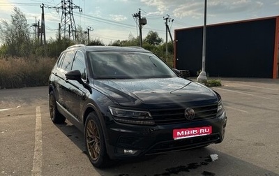 Volkswagen Tiguan II, 2018 год, 2 900 000 рублей, 1 фотография