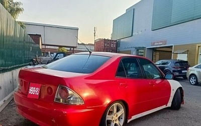 Toyota Altezza, 2002 год, 700 000 рублей, 1 фотография