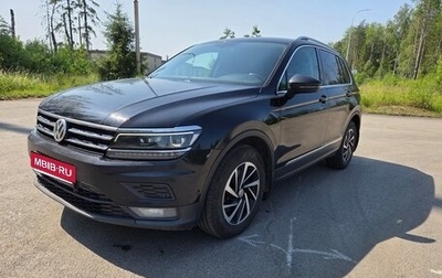 Volkswagen Tiguan II, 2018 год, 2 250 000 рублей, 1 фотография
