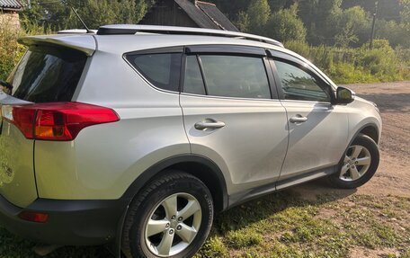 Toyota RAV4, 2013 год, 2 350 000 рублей, 4 фотография