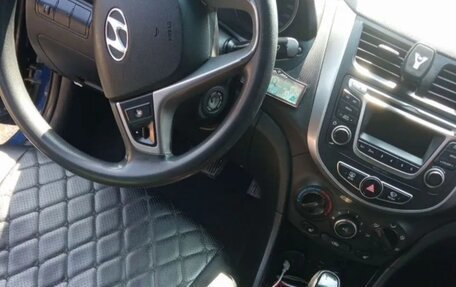 Hyundai Solaris II рестайлинг, 2016 год, 1 030 000 рублей, 3 фотография