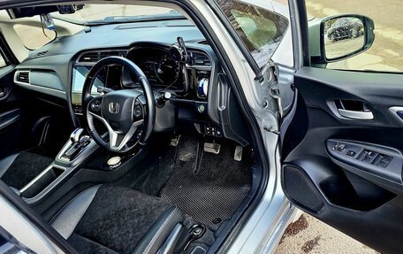 Honda Shuttle II, 2015 год, 1 150 000 рублей, 19 фотография
