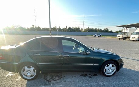 Mercedes-Benz C-Класс, 2003 год, 800 000 рублей, 4 фотография