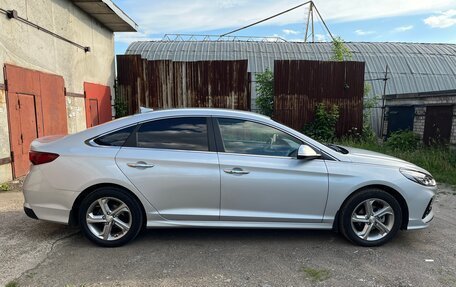 Hyundai Sonata VII, 2018 год, 1 730 000 рублей, 2 фотография