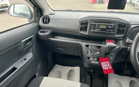 Daihatsu Mira e:S II, 2019 год, 809 000 рублей, 16 фотография