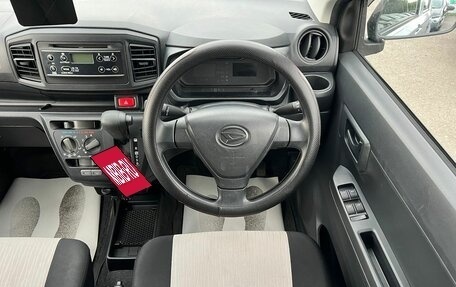 Daihatsu Mira e:S II, 2019 год, 809 000 рублей, 19 фотография