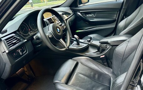 BMW 3 серия, 2015 год, 2 465 000 рублей, 11 фотография