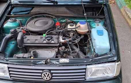 Volkswagen Polo III рестайлинг, 1992 год, 350 000 рублей, 3 фотография