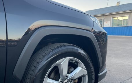 Toyota RAV4, 2021 год, 2 980 000 рублей, 11 фотография