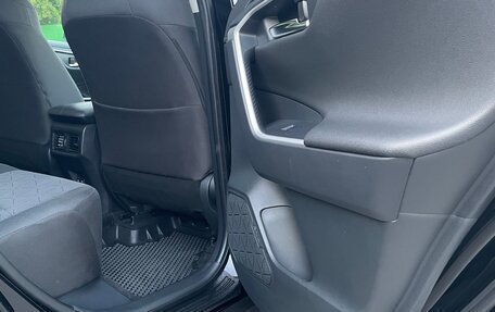 Toyota RAV4, 2021 год, 2 980 000 рублей, 24 фотография