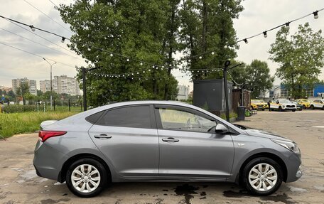 Hyundai Solaris II рестайлинг, 2018 год, 1 050 000 рублей, 8 фотография