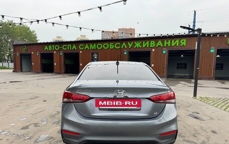 Hyundai Solaris II рестайлинг, 2018 год, 1 050 000 рублей, 6 фотография