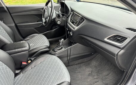 Hyundai Solaris II рестайлинг, 2018 год, 1 050 000 рублей, 21 фотография
