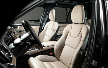 Volvo XC90 II рестайлинг, 2025 год, 12 300 000 рублей, 19 фотография