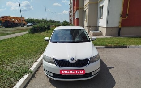 Skoda Rapid I, 2015 год, 880 000 рублей, 2 фотография