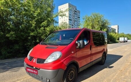 Renault Trafic, 2010 год, 1 550 000 рублей, 4 фотография