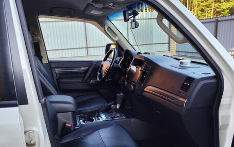 Mitsubishi Pajero IV, 2014 год, 2 550 000 рублей, 6 фотография