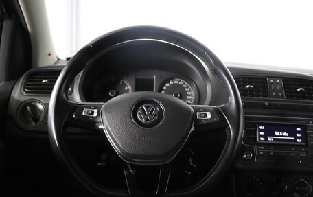 Volkswagen Polo VI (EU Market), 2015 год, 899 990 рублей, 10 фотография