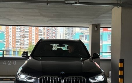 BMW X5, 2019 год, 6 750 000 рублей, 1 фотография